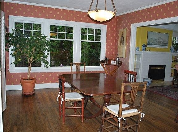 Formal dining