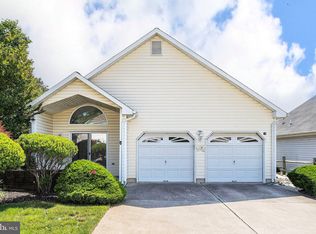 71 Summerhill Dr, Manahawkin, NJ 08050