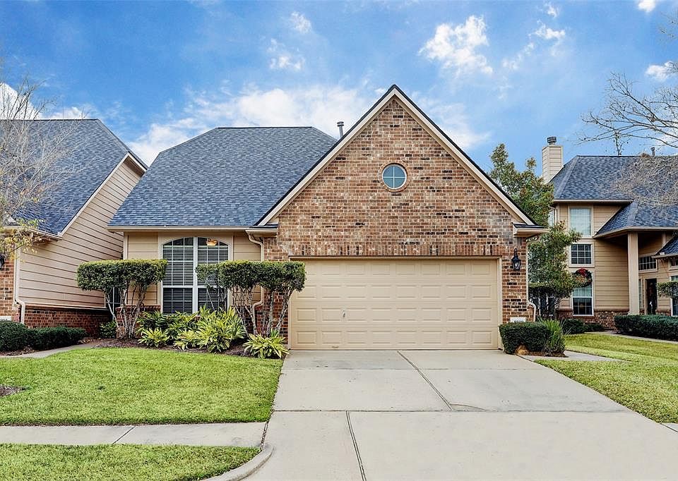 1st image of 8919 Summer Ash Ln