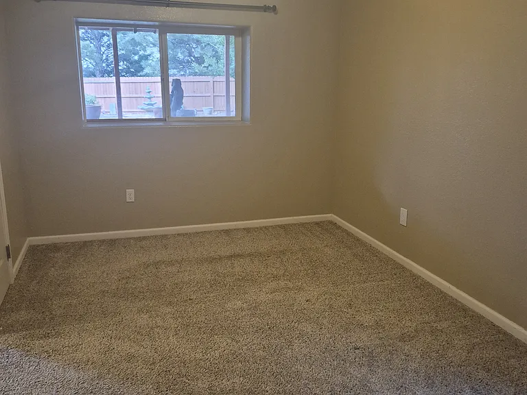 5496 Ansel Dr — Photo 28