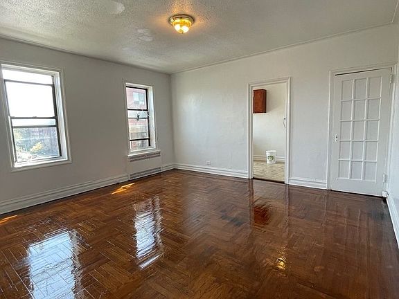 2nd image of 31 E 21st St #5G