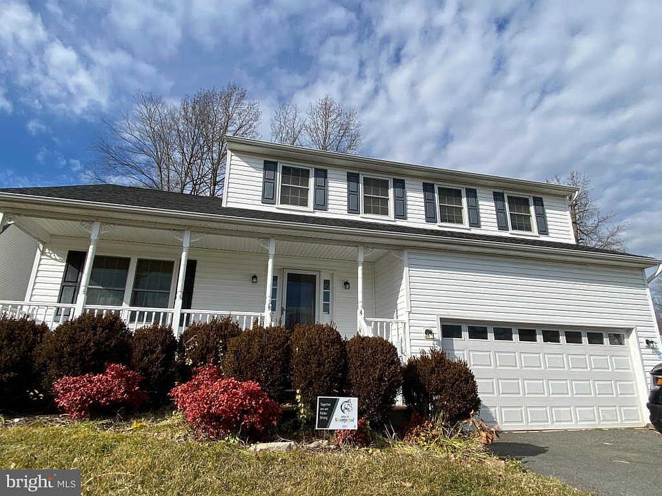 1st image of 4 Scarborough Ct