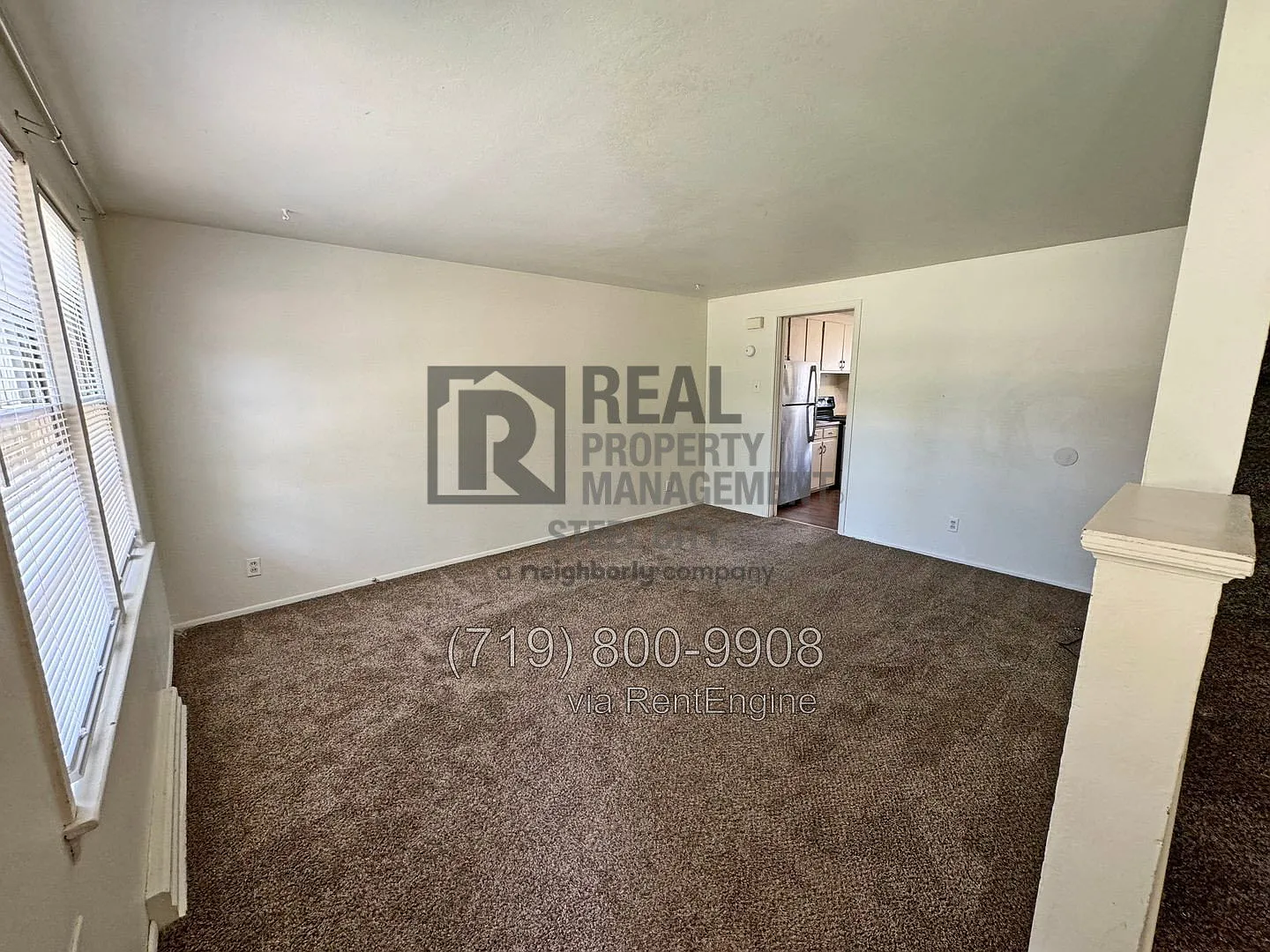 2 bed, 1.5 bath, 940 sqft, $975 — Photo 2