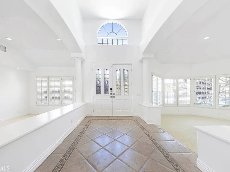 12 San Remo — Photo 7