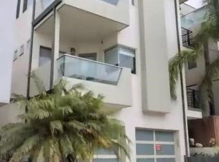 207 42nd St, Manhattan Beach, CA 90266