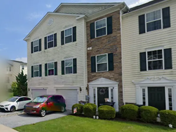 389 Larose Dr, Coatesville, PA 19320