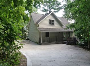 3444 E Buckhorn Dr, Millersburg, OH 44654