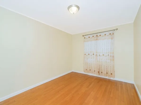 2162 Brown Street image 3 of 14