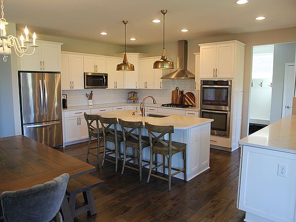3rd image of 11254 E High Grove Cir