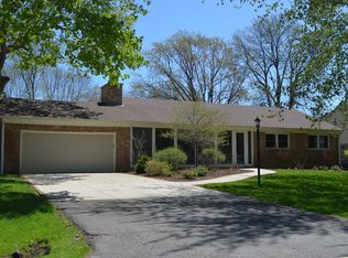 9000 N Greenvale Rd, Bayside, WI 53217