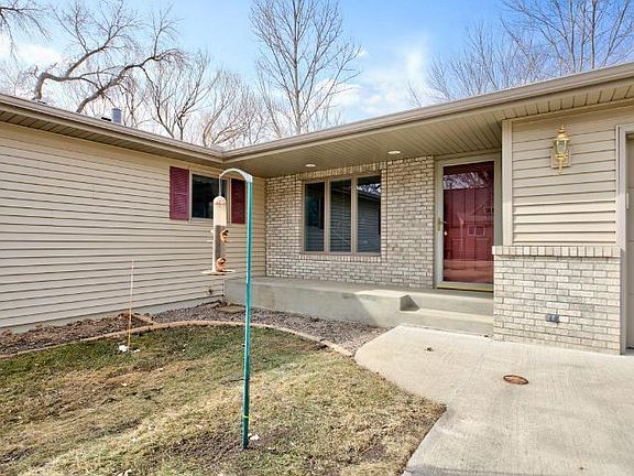 4th image of 17350 Roberds Lake Ct