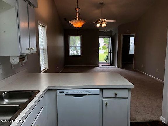 5th image of 3570 Red Oak Drive