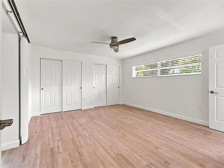 2855 Dueby St — Photo 15