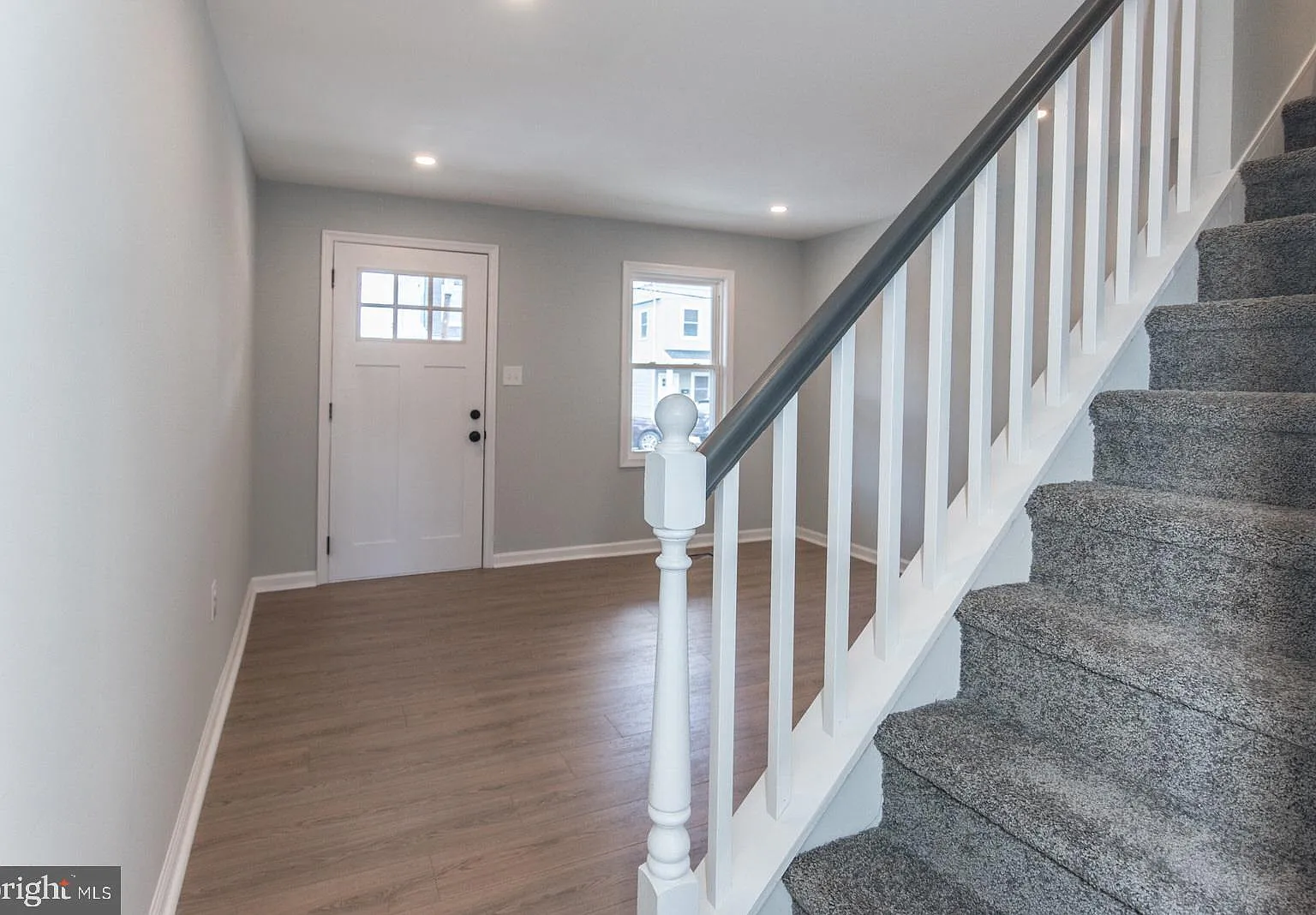 3 bed, 2.0 bath, 1185 sqft, $2,350 — Photo 4