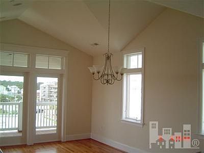 5th image of 402 S Carolina Beach Avenue #2
