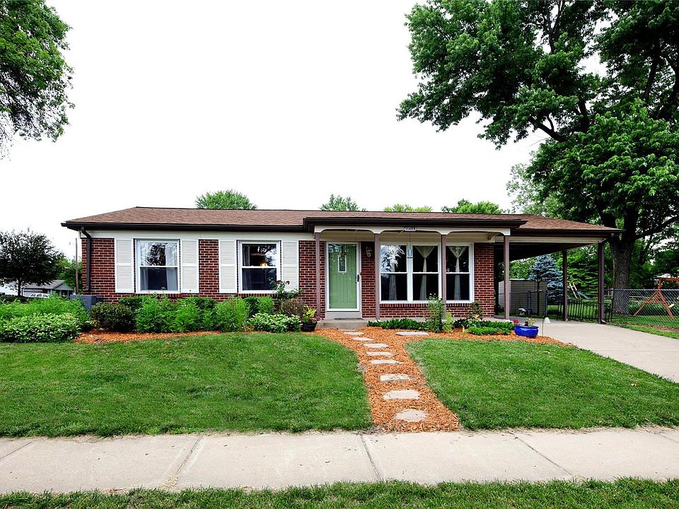 1st image of 11499 Essex Ave