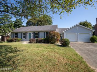 302 Edgewood Dr, Bardstown, KY 40004