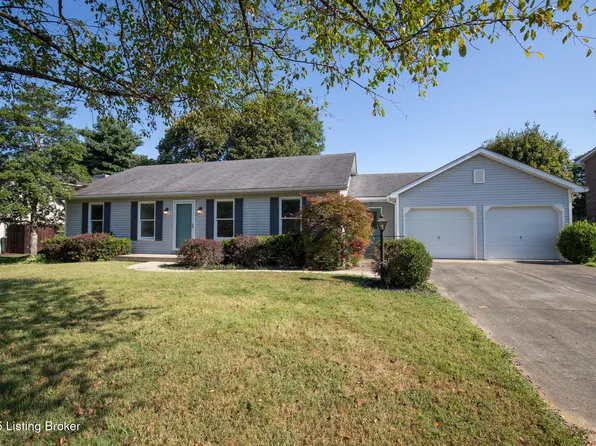 302 Edgewood Dr, Bardstown, KY 40004