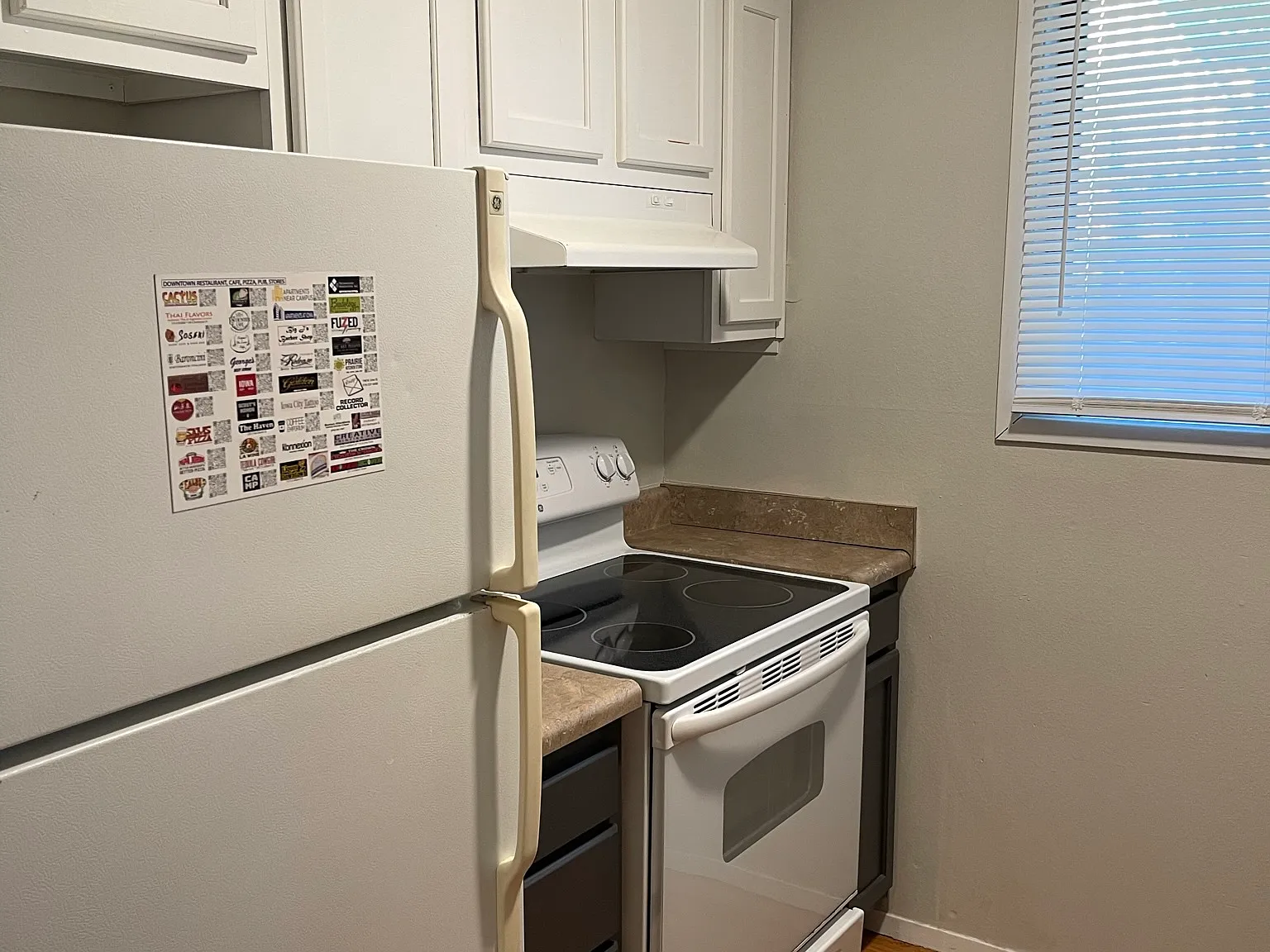 3 bed, 1.5 bath, $1,542 — Photo 2