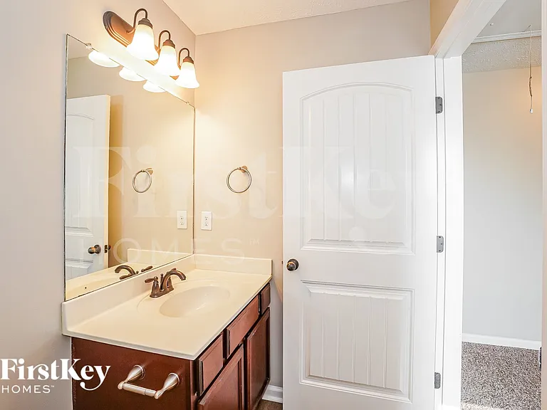 1309 Loren Cir — Photo 14