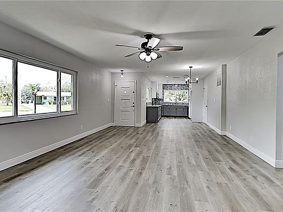 5th image of 10450 Blossom Lake Dr