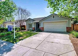 509 Saddleback Cir — Photo 2