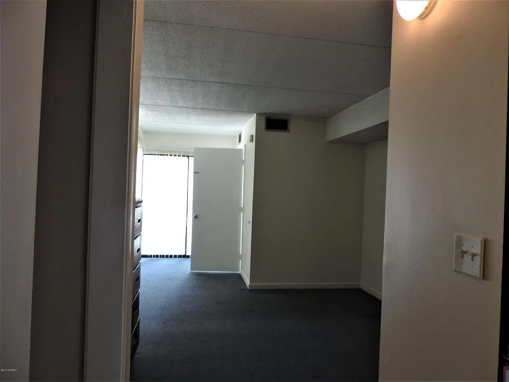 Racine Dr, Wilmington — Photo 2