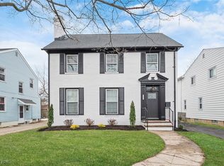 3821 Berkeley Rd, Cleveland Heights, OH 44118