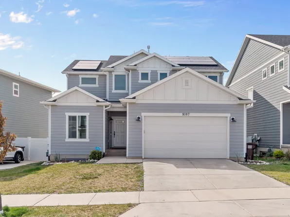 9307 N Tampa Dr, Eagle Mountain, UT 84005