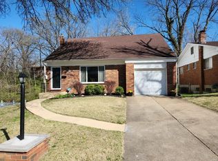 4206 Crestland Dr, Saint Louis, MO
