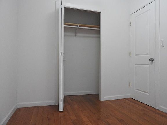 4th image of 62 W 48th St APT 5R