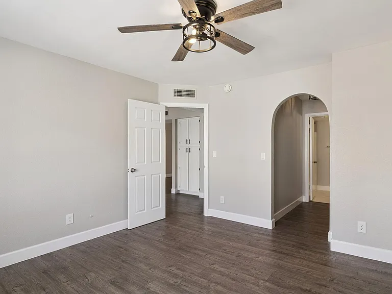 1905 E University Dr #210 — Photo 16