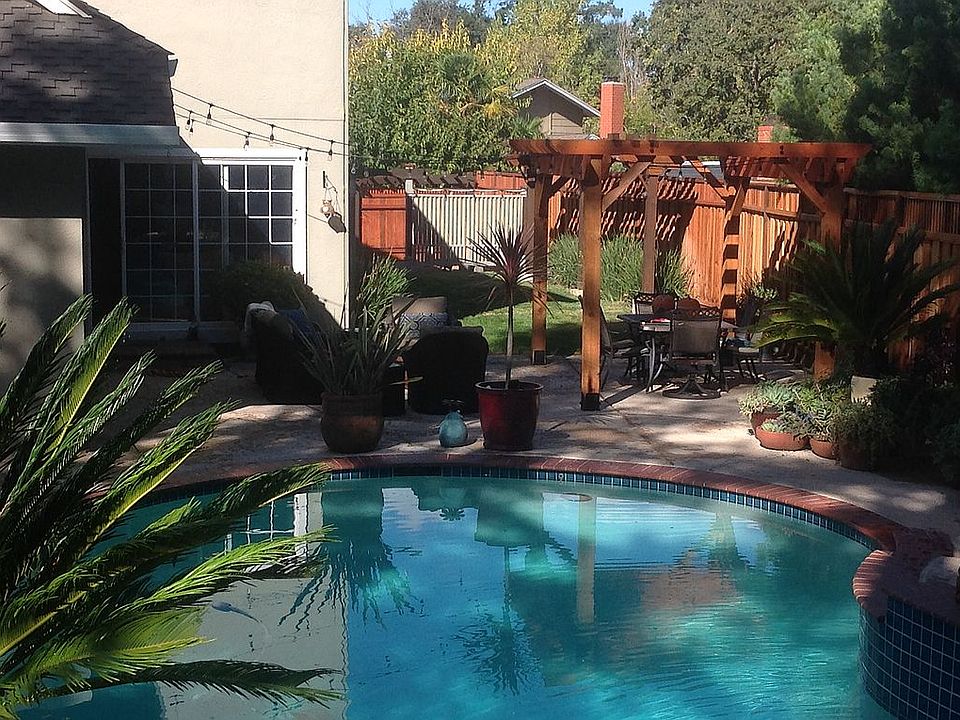 Beautiful park like setting 