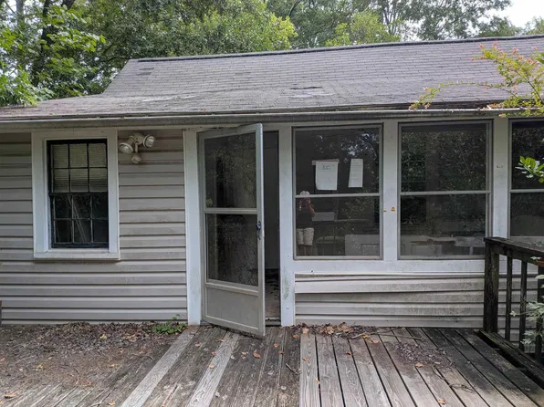 2351 Pecan Dr, Spartanburg, SC 29307