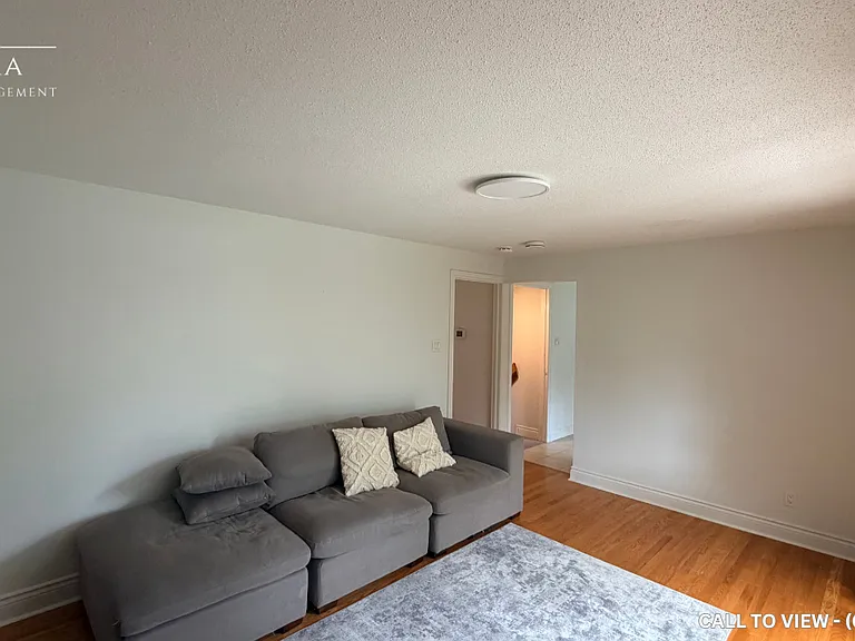 98 Canter Blvd — Photo 7
