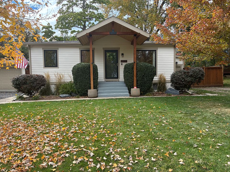 1st image of 2055 Allison St