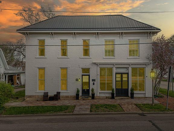 2nd image of 8450 Main St