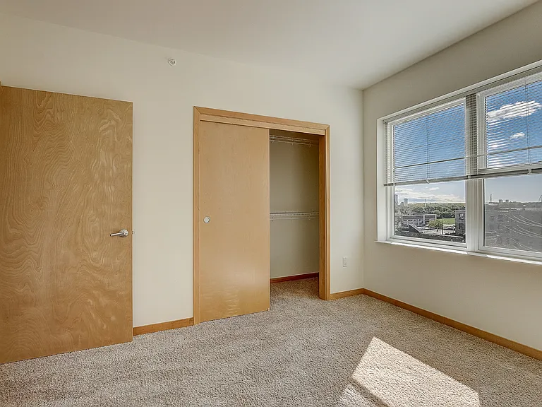 1 Bed / 1 Bath - 657 SF - Bedroom