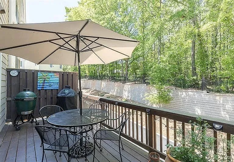 561 Suwanee Pass Trl — Photo 13
