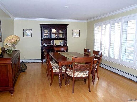 2nd image of 11 Rodney St