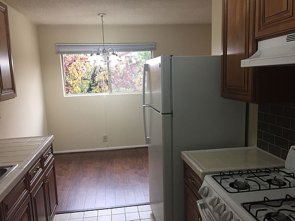 5th image of 1516 Rock Glen Ave APT 215