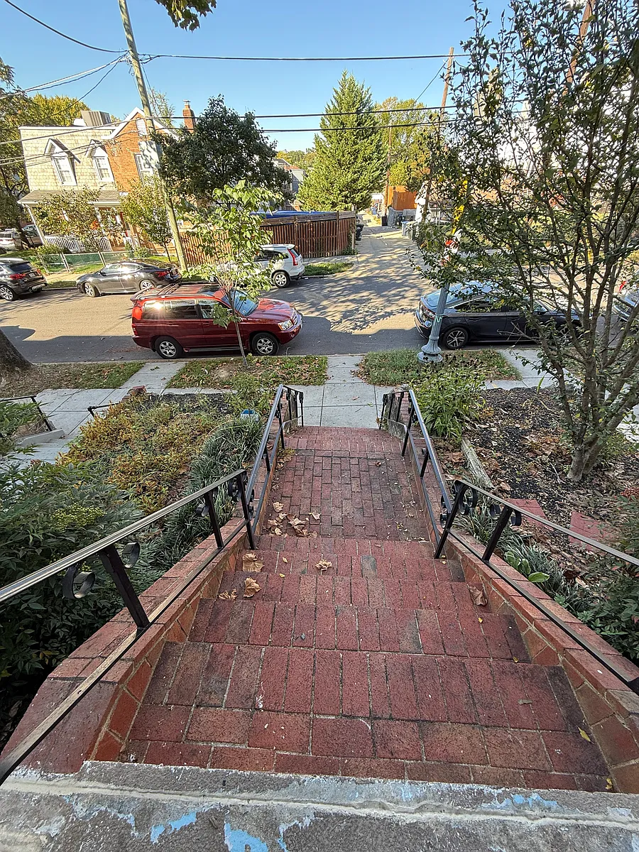 Building Photo - 4823 9th St NW