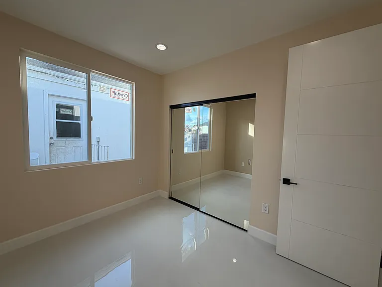 10685 Paloma Ave — Photo 11