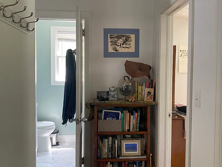 210 Meade Ave — Photo 17