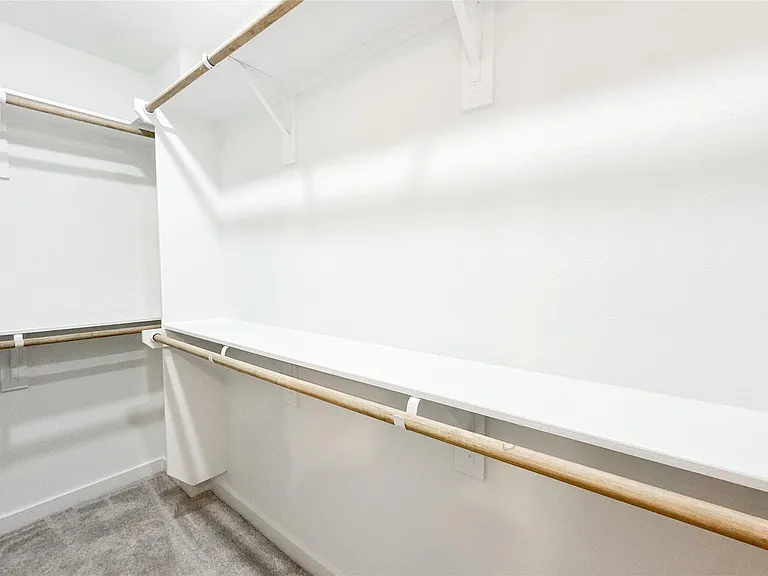2726 Discovery Trails Ct — Photo 28