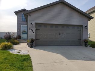 5364 49th Ave S, Fargo, ND 58104