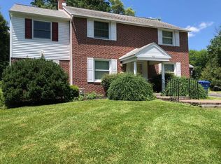 403 Palmers Ln, Wallingford, PA 19086