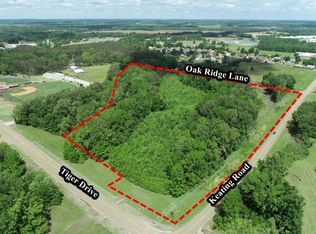 Tiger Dr, Batesville, MS 38606