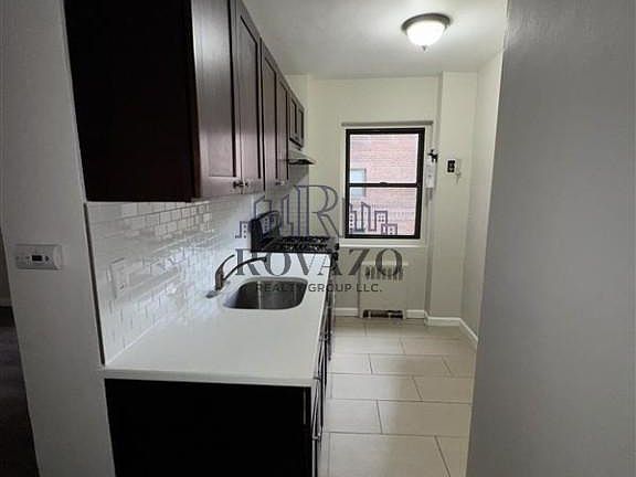 2nd image of 60-61 S Munn Ave #408