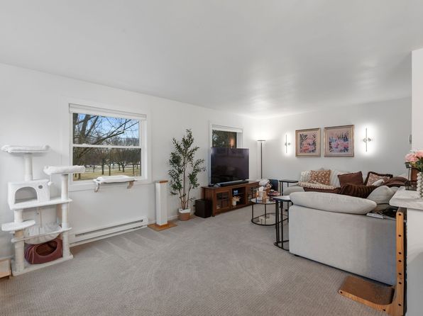 1931 S 124th St #1933